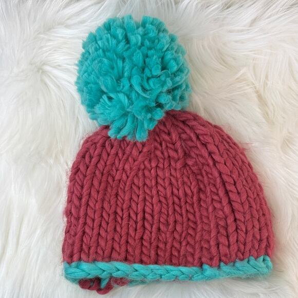 NWT! Poppy Mega Pom Beanie main image 5